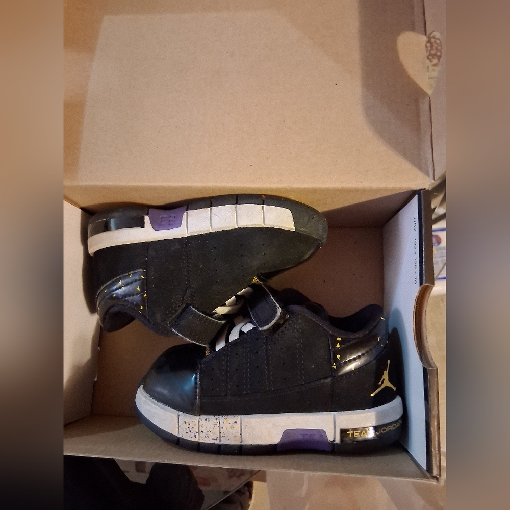 Jordans Baby Ahoes Size 5C